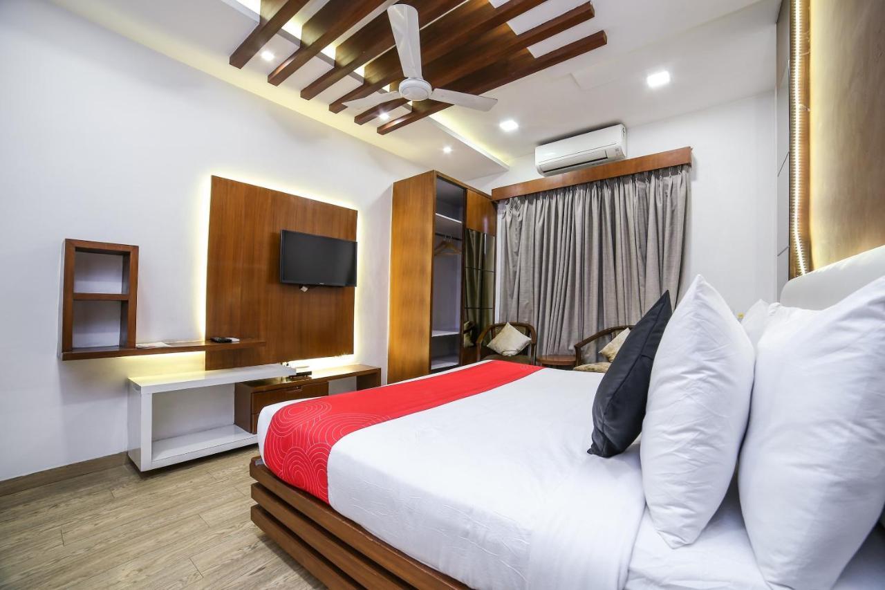 Collection O Motif South City 1 Near Appu Ghar Gurgaon Esterno foto