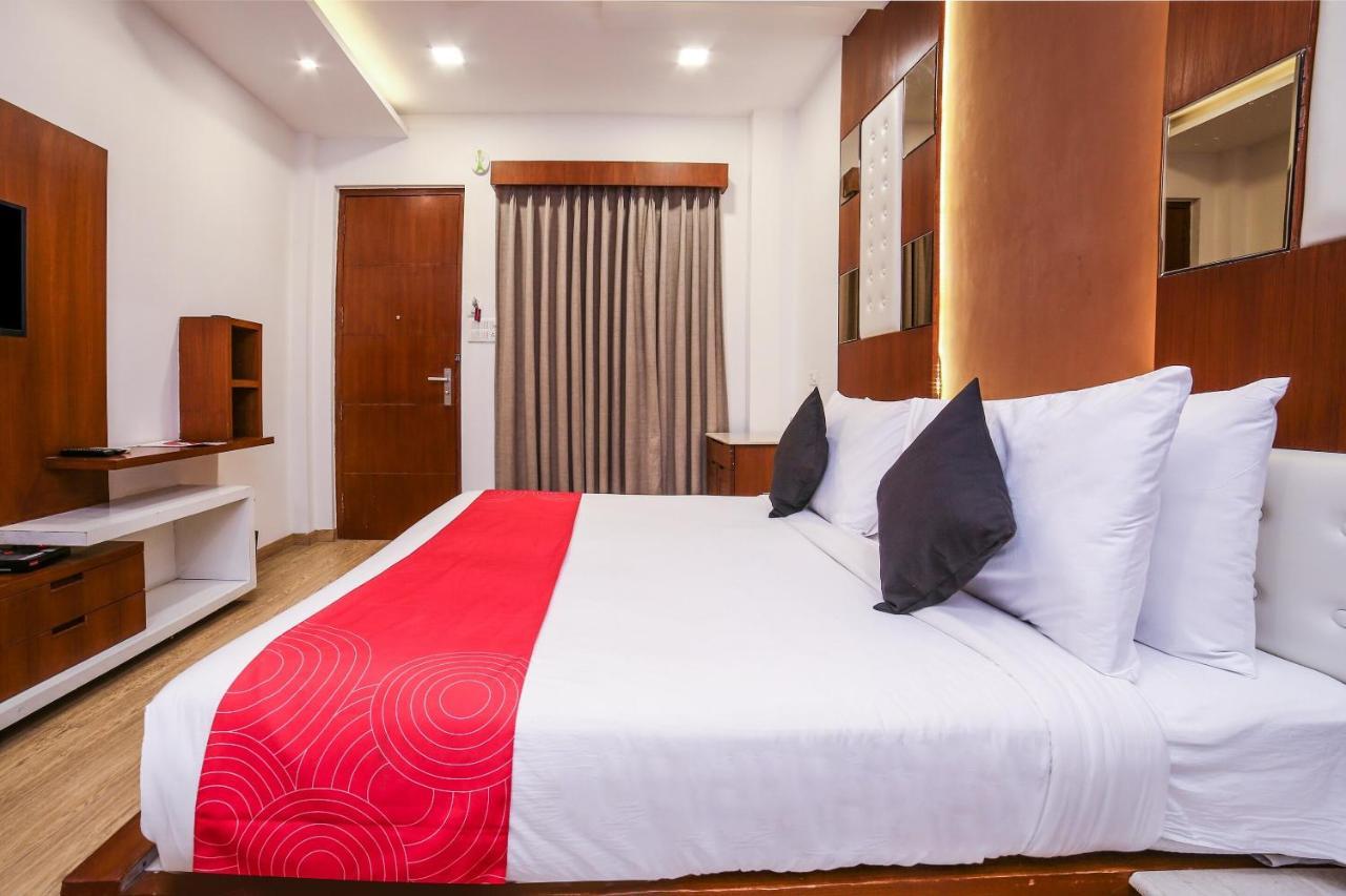 Collection O Motif South City 1 Near Appu Ghar Gurgaon Esterno foto