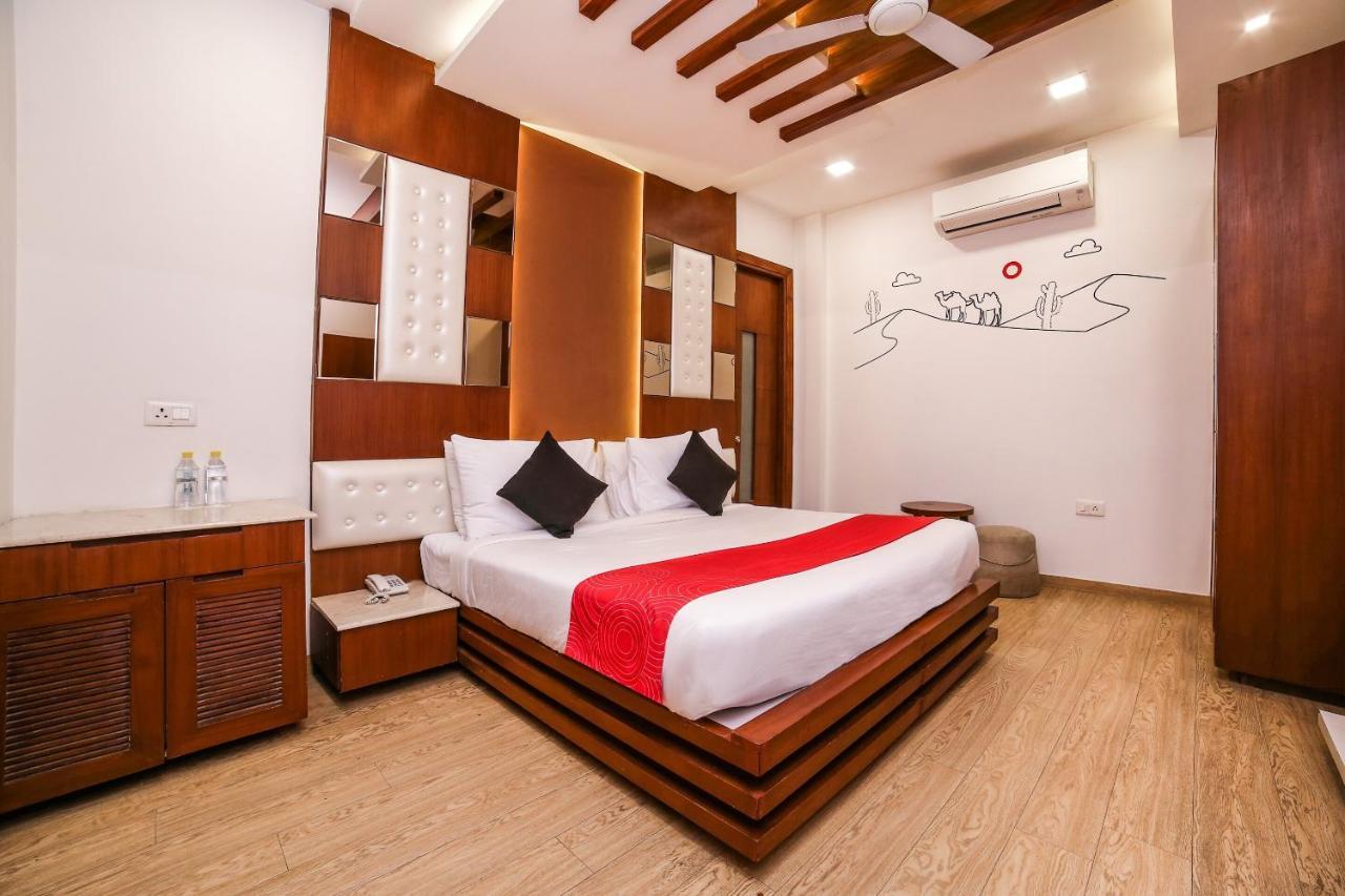 Collection O Motif South City 1 Near Appu Ghar Gurgaon Esterno foto